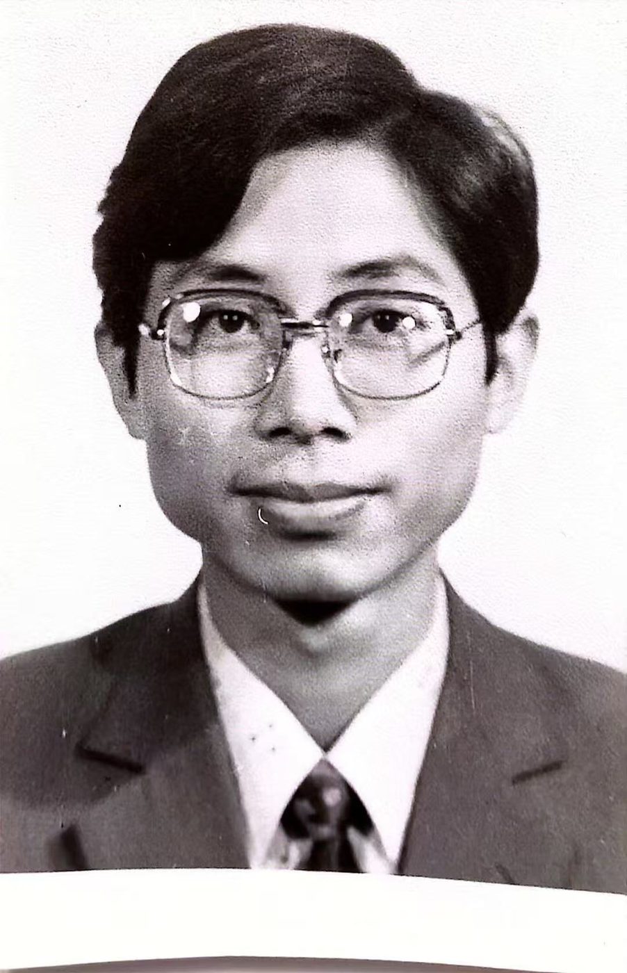 1985 · 大学时代的学生照